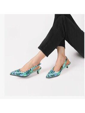 Women's Slingback Kitten Heel Size 7.5
